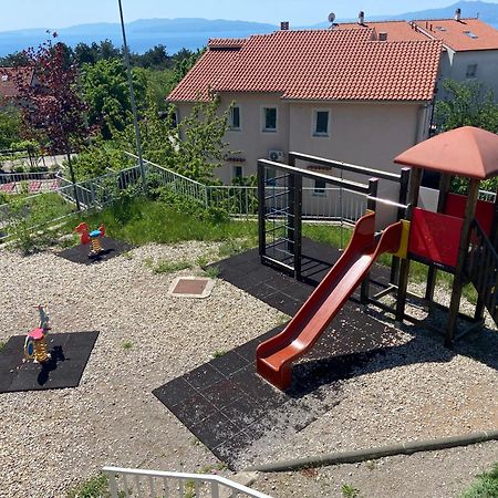 Portview Apartment Рийека Екстериор снимка
