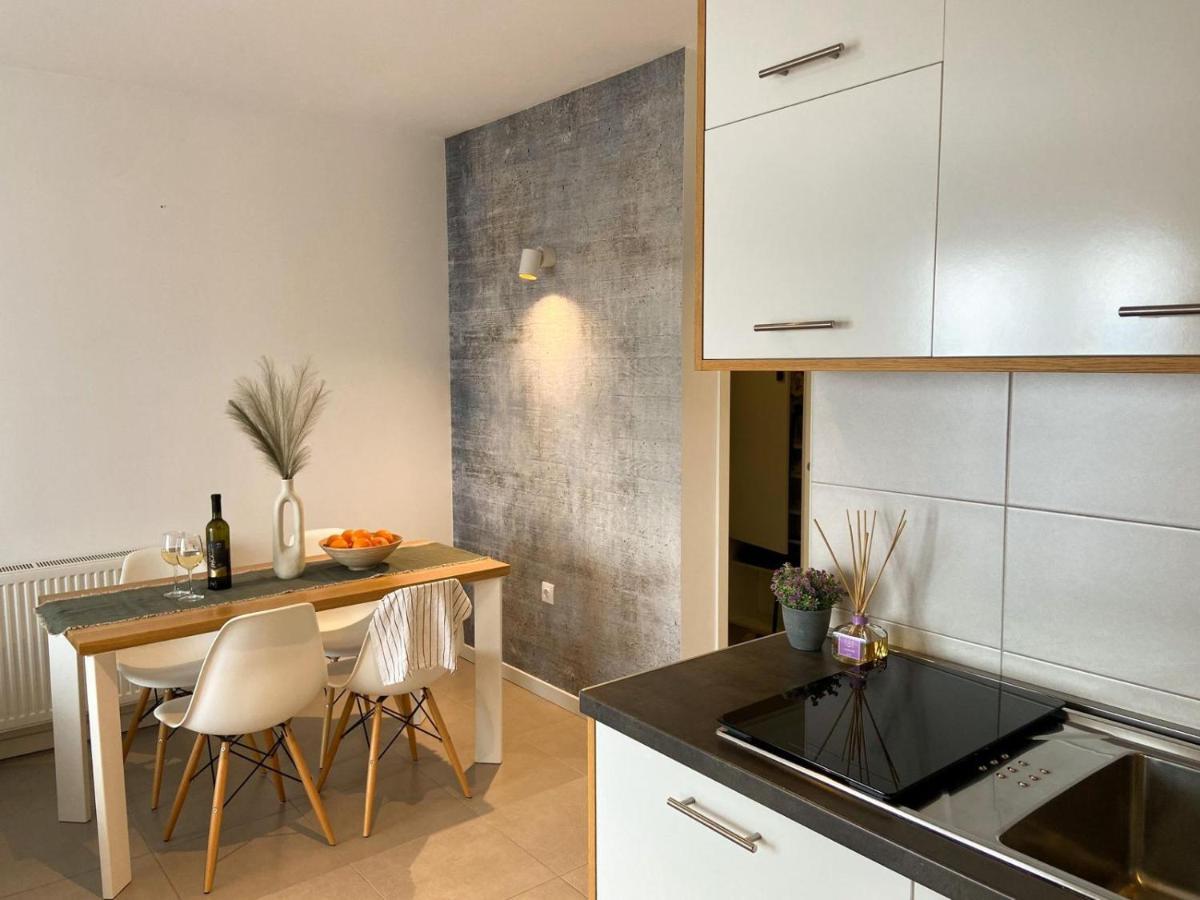 Portview Apartment Рийека Екстериор снимка