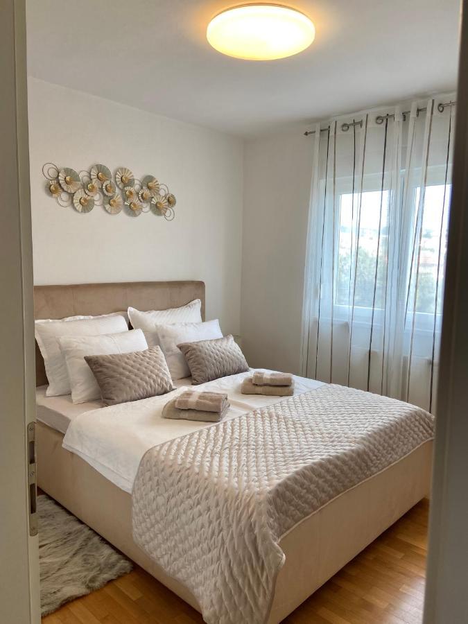 Portview Apartment Рийека Екстериор снимка